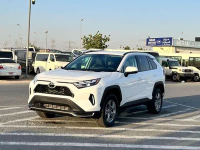 Toyota RAV4 XLE 2025 Toyota Rav4 Full Option 2.5L V4 - Rear Camera - Leather Seat - AWD 4x4 - Push Start-2