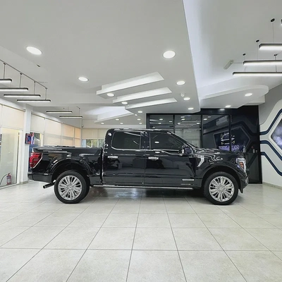 2024 - Ford F-150 Platinum Power Boost-3