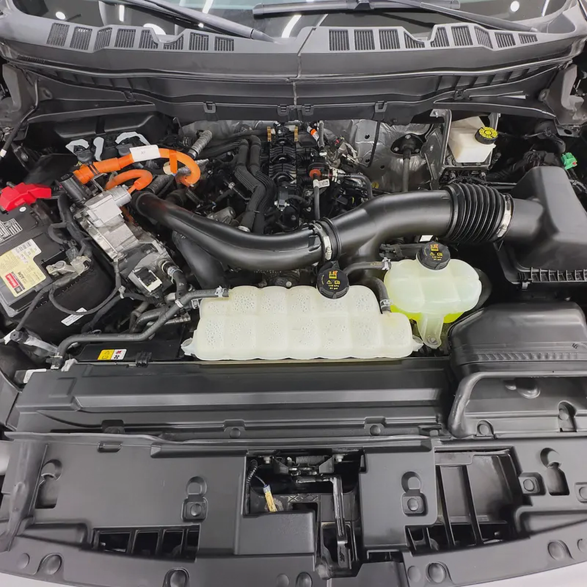 2024 - Ford F-150 Platinum Power Boost-15-15