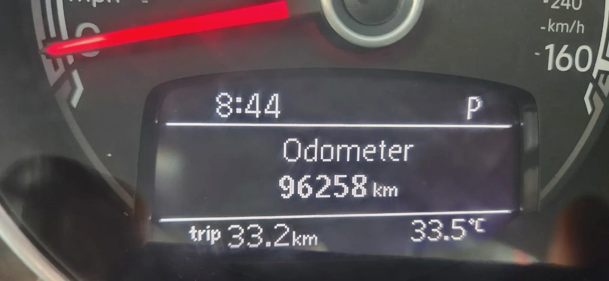 2019 Volkswagen Beetle -2.0L-4 Cyl-Excellent Condition-17-17