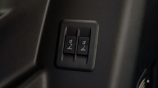 Toyota Prado FULL OPTION