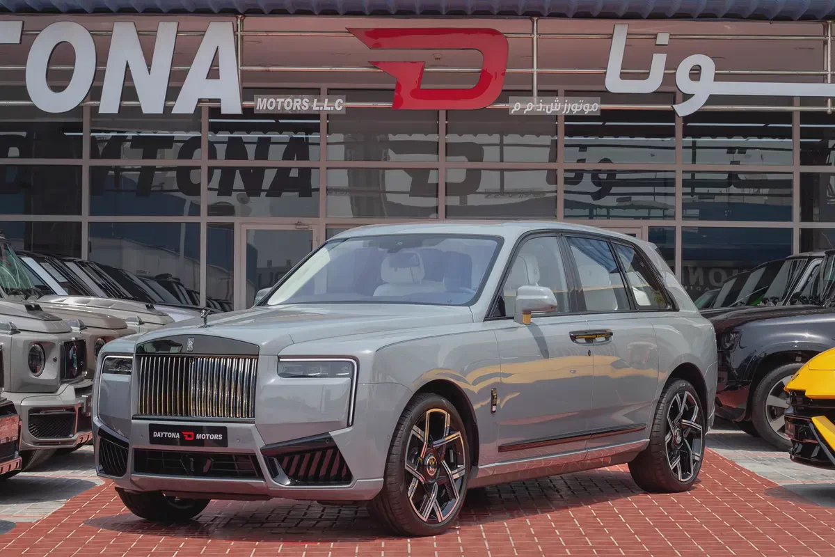 2025 Rolls-Royce Cullinan Black Badge - Japanese Specs - Pristine Condition-2-2