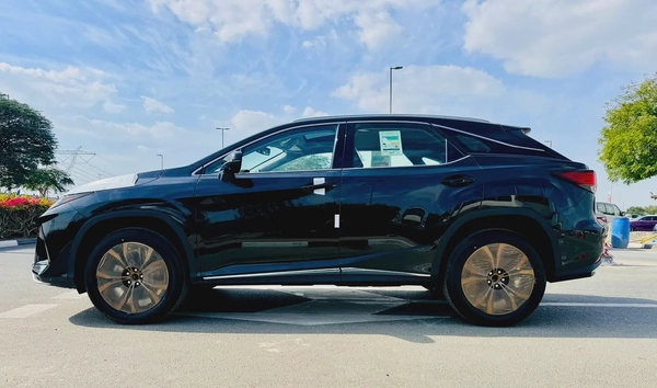 Lexus RX350 3.5L Model 2022 GCC SPECS Brand New 0KM