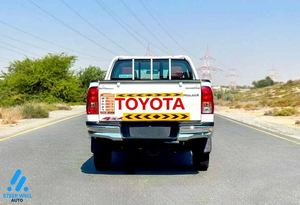 2022 Toyota Hilux GL Automatic – GCC Specs Dual Cab Pickup | Book Now.-9-9