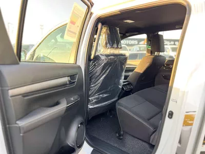 Toyota Hilux ADVENTURE EXPORT ONLY - HILUX 4.0L (WITH AIR COMPRESSOR)-21