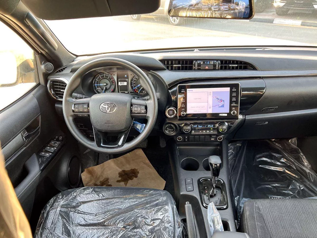 Toyota Hilux ADVENTURE EXPORT ONLY - HILUX 4.0L (WITH AIR COMPRESSOR)-11-0