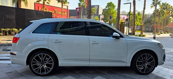 2018 Audi Q7 luxury-Full option-Excellent Condition-Bank Finance Available-1 Free Service