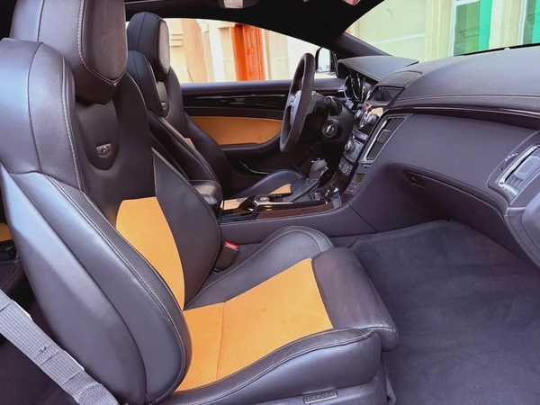 كاديلاك CTS V خليجي موديل 2013 فل اوبشن