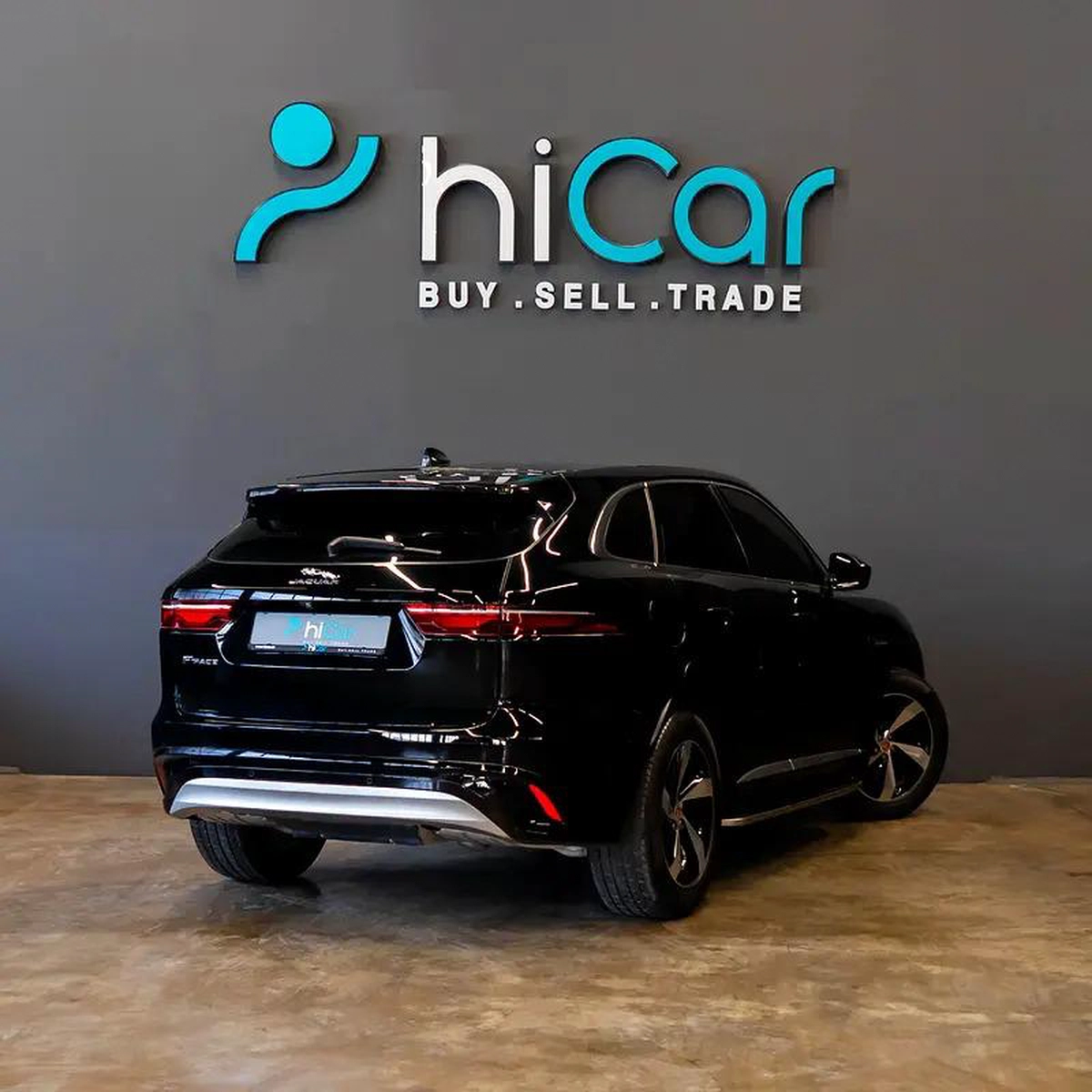 AED 2,107 p.m • 0% Downpayment • Jaguar F-Pace P250 S • 1 Year Warranty-8-8