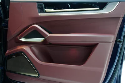 Porsche Cayenne GTS Coupe 2025-12