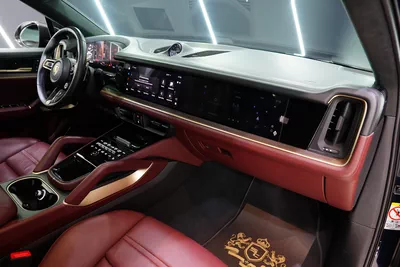 Porsche Cayenne GTS Coupe 2025-7