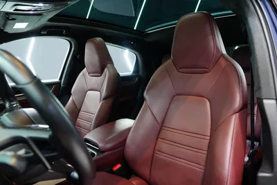 Porsche Cayenne GTS Coupe 2025-5