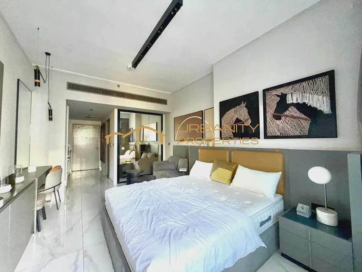 Fully Furnished Studio | Canal View | Ready to Move In | High Floor | Prime Business Bay Location