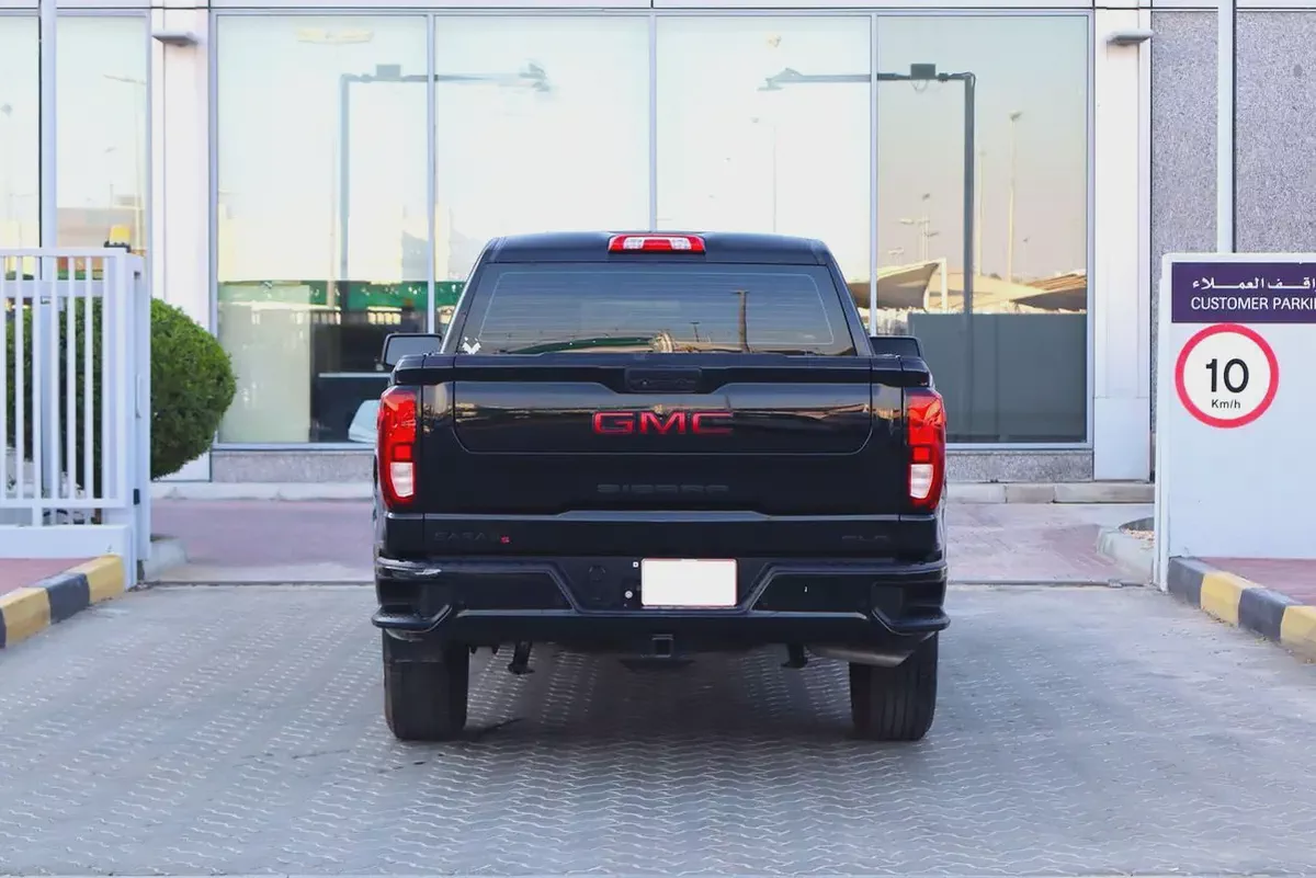 GMC Sierra 1500 SLE 2021 | GCC Specs | Pristine Condition-11-11