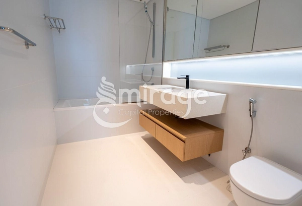 Elegant 1BR | Partial Sea View | Prime Area