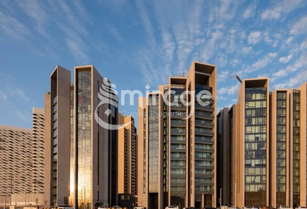 Elegant 1BR | Partial Sea View | Prime Area