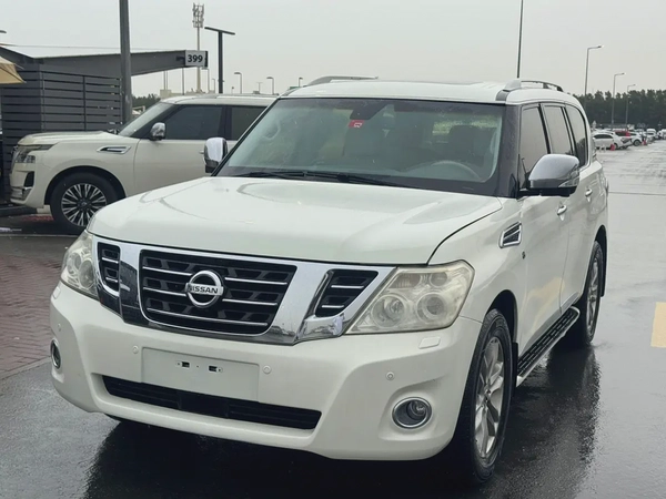 Nissan Patrol LE 2012 - GCC Specs - Well Maintained