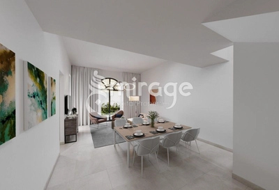 Single Row | Stunning Location | Perfect Deal-1