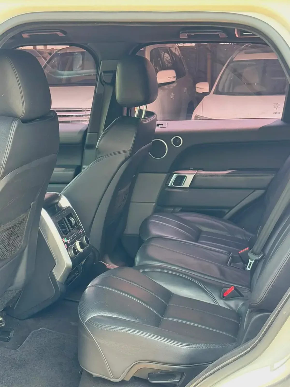 Land Rover Range Rover Sport HSE 2017 GCC Specs-12-12