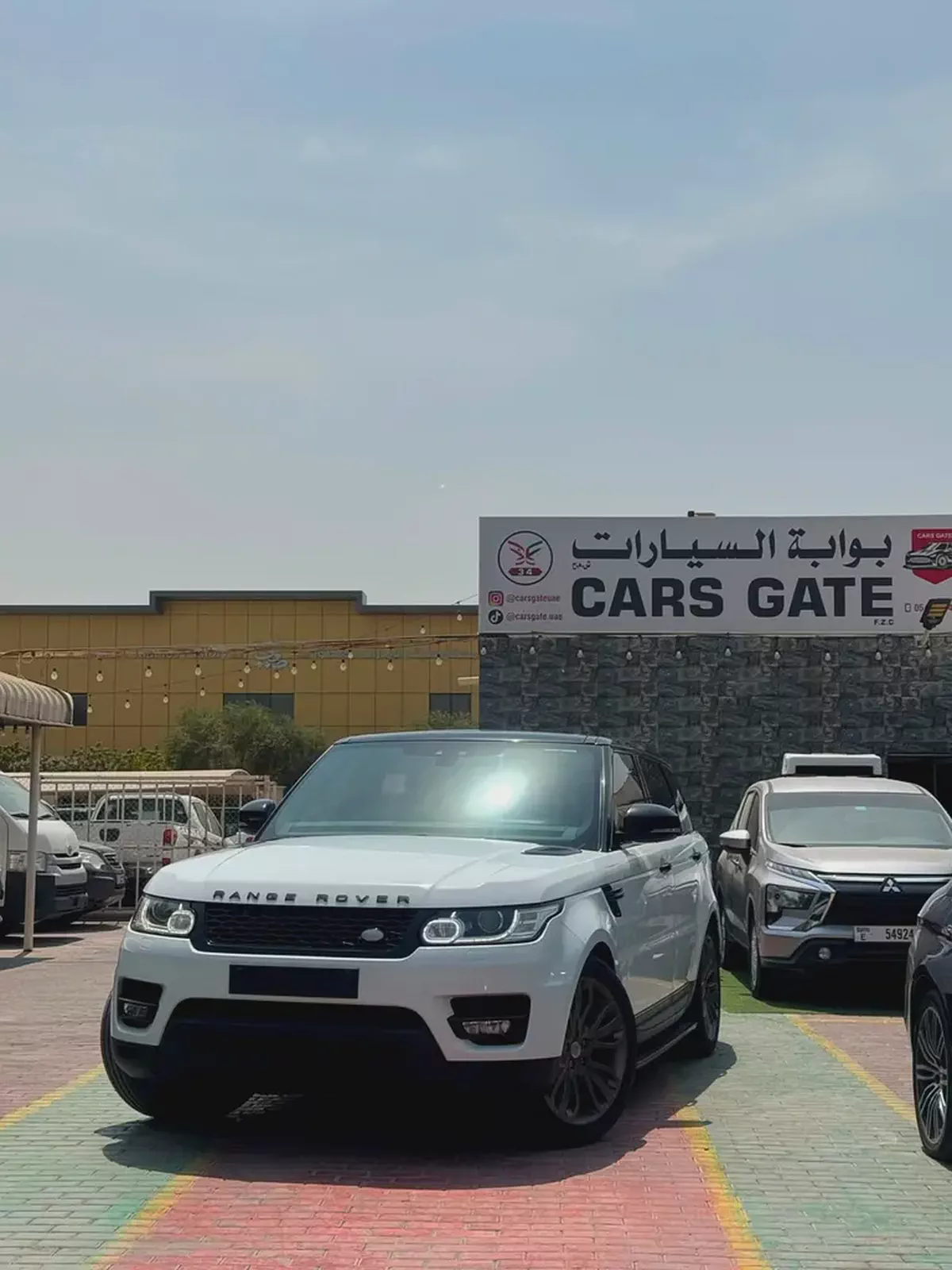 Land Rover Range Rover Sport HSE 2017 GCC Specs-1-1
