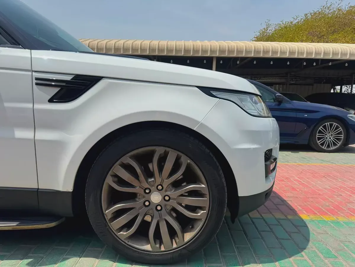 Land Rover Range Rover Sport HSE 2017 GCC Specs-5-5