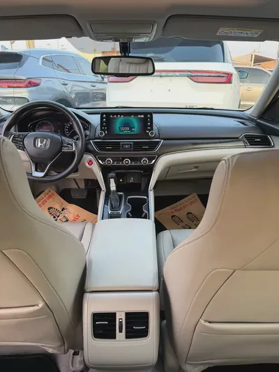 Honda Accord -EX-L—2019– GCC—Low Mileage —FREE ACCIDENT—EXCELLENT CONDITION-9