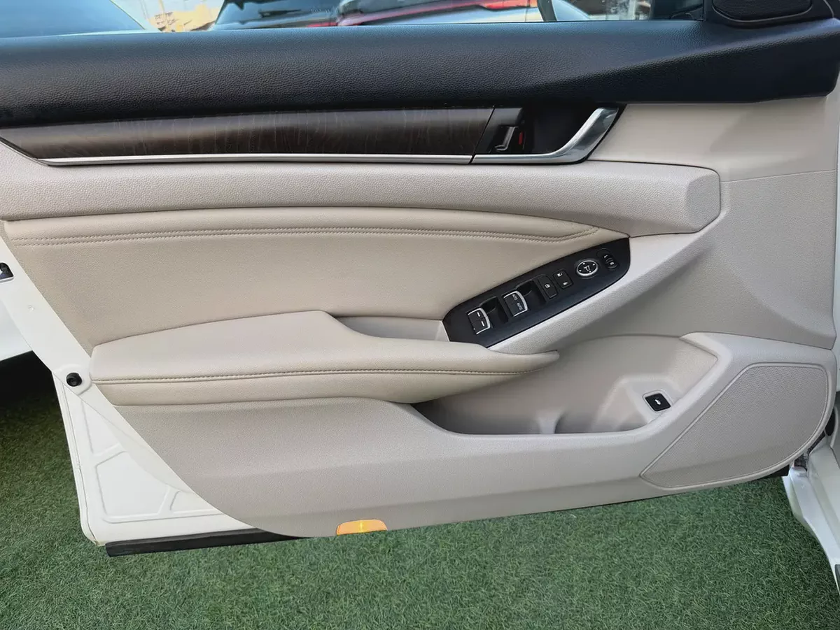 Honda Accord -EX-L—2019– GCC—Low Mileage —FREE ACCIDENT—EXCELLENT CONDITION-13-13