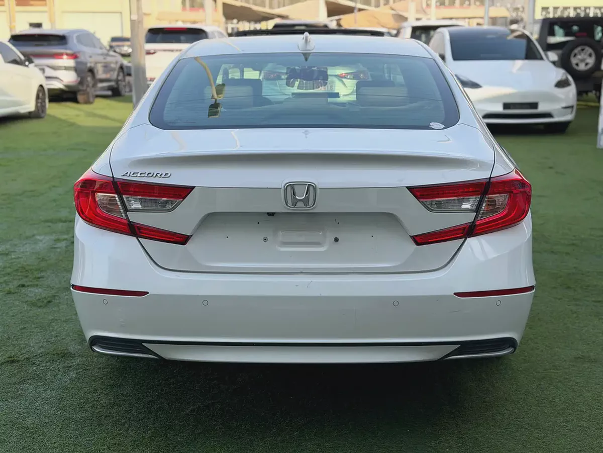 Honda Accord -EX-L—2019– GCC—Low Mileage —FREE ACCIDENT—EXCELLENT CONDITION-3-3