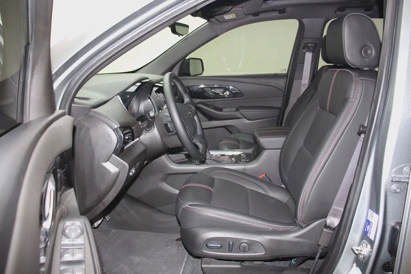 2023 Chevrolet Traverse RS - GCC Specs