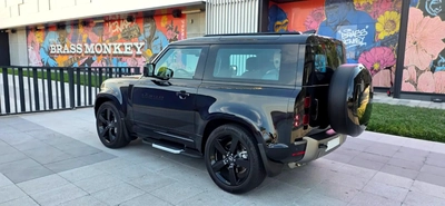 2025 Land Rover Defender 90 X-Dynamic HSE P400 -Excellent Condition-Under Warranty-7