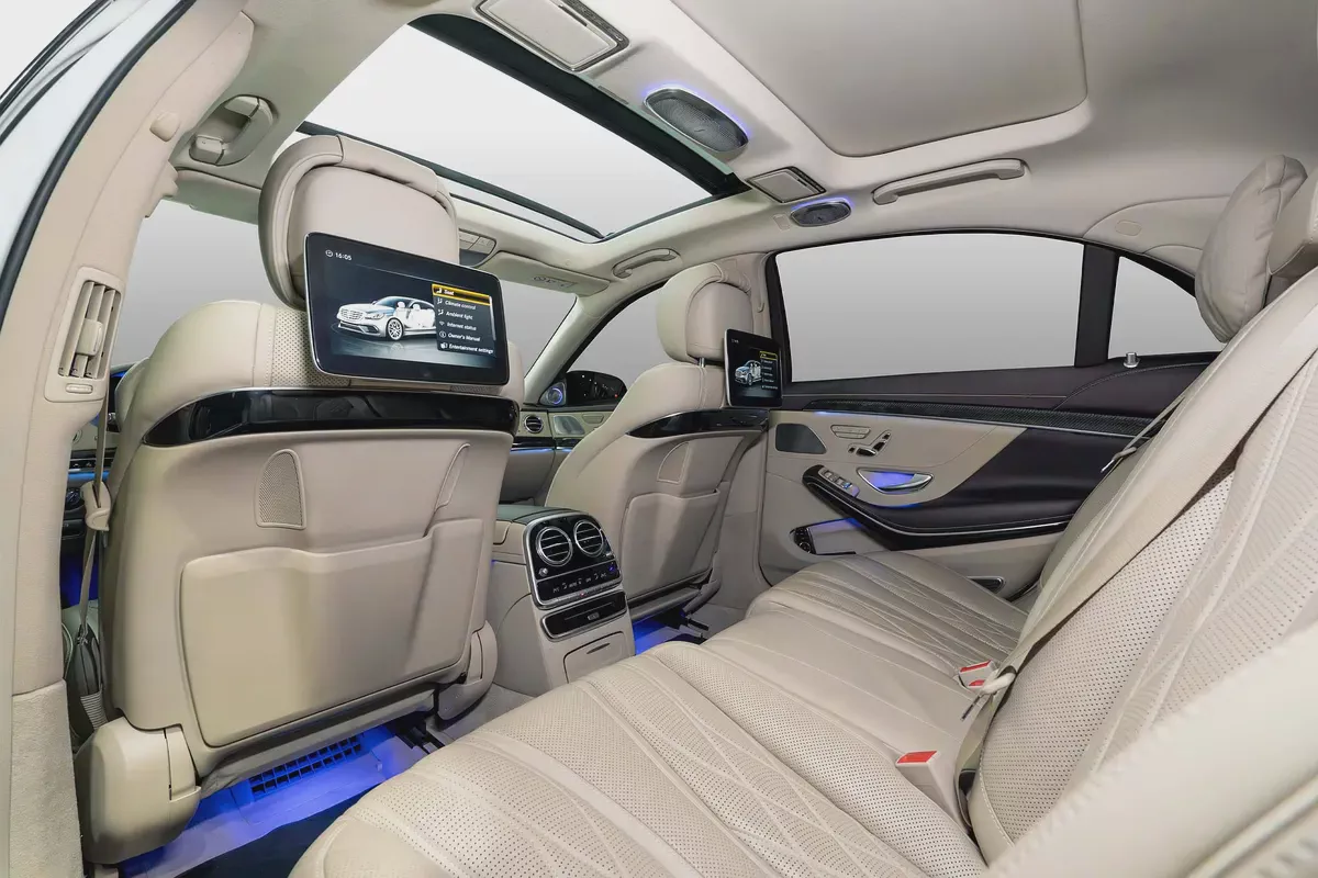 0% DP | AED 5,135 P/M | Warranty And Service Package Available-14-14