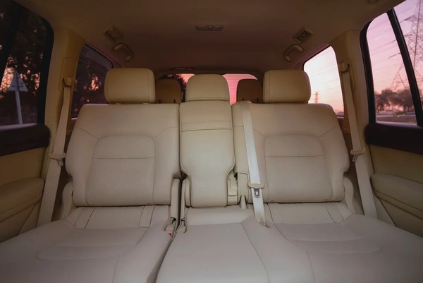 Land Cruiser GXR | Platinum Edition | GCC Specs | REF #T38206