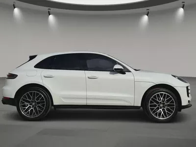 2838 Per Month | Zero Down Payment | Porsche Macan Chrono | Low KM'S-3