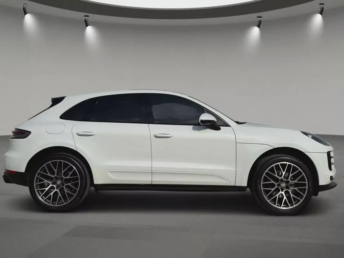 2838 Per Month | Zero Down Payment | Porsche Macan Chrono | Low KM'S-3-3