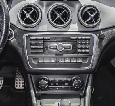 Mercedes-Benz GLA 45 AMG 4MATIC – 2015-8