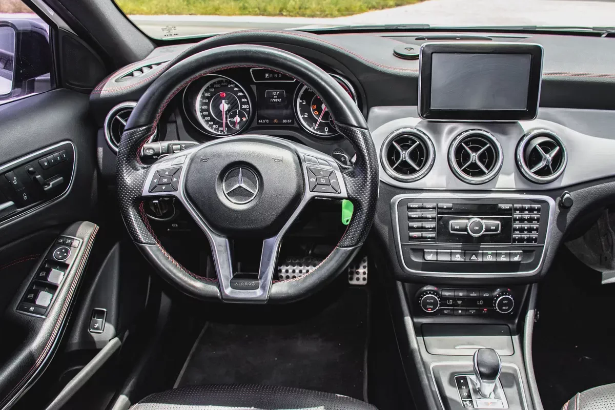 Mercedes-Benz GLA 45 AMG 4MATIC – 2015-9-9