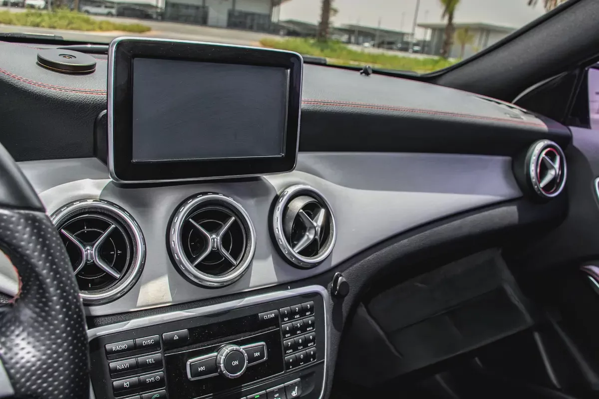 Mercedes-Benz GLA 45 AMG 4MATIC – 2015-11-11