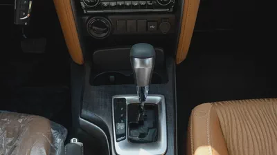 2026 Toyota Fortuner VX 4.0L AT Petrol (Black-Tan)-12
