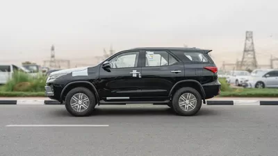 2026 Toyota Fortuner VX 4.0L AT Petrol (Black-Tan)-3