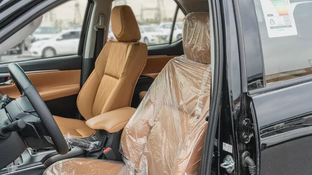 2026 Toyota Fortuner VX 4.0L AT Petrol (Black-Tan)-6-6