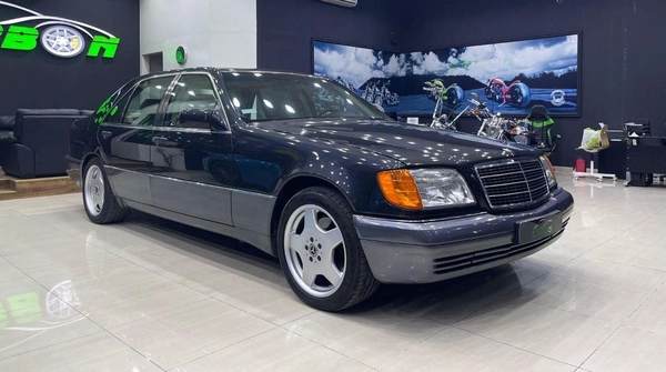 Mercedes Benz 500 SEL