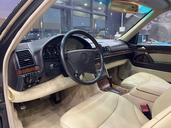 Mercedes Benz 500 SEL