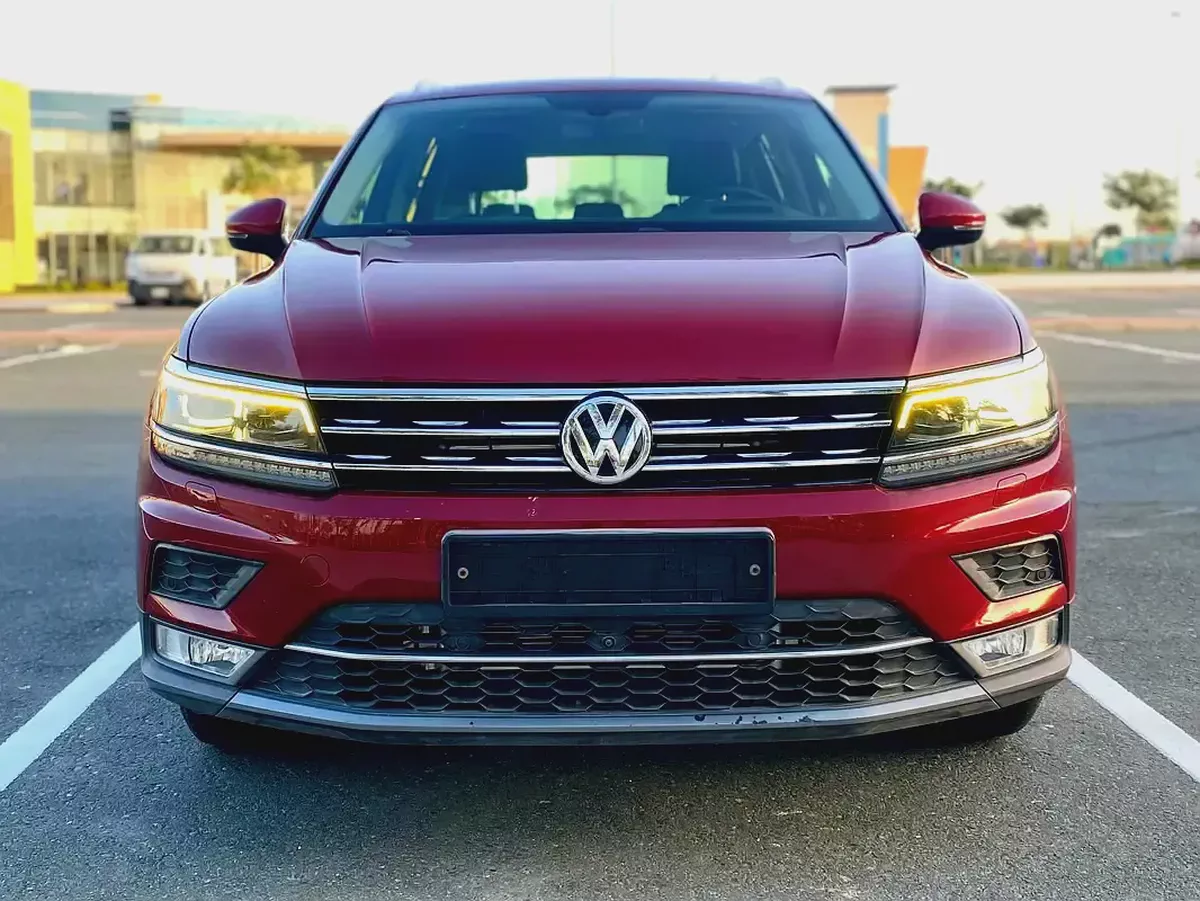 2017  TIGUAN R-LINE  Volkswagen Tiguan R-Line | GCC Specs | ACCIDNT free | top of the range-5-5