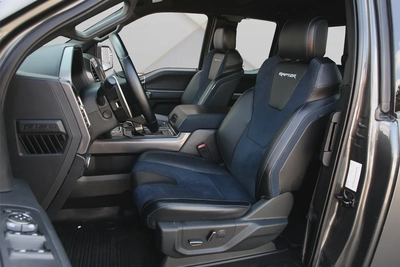 FORD RAPTOR F150 - 2019 - GCC - FULLY LOADED -GREY MATTE - AMAZING CONDITION-8