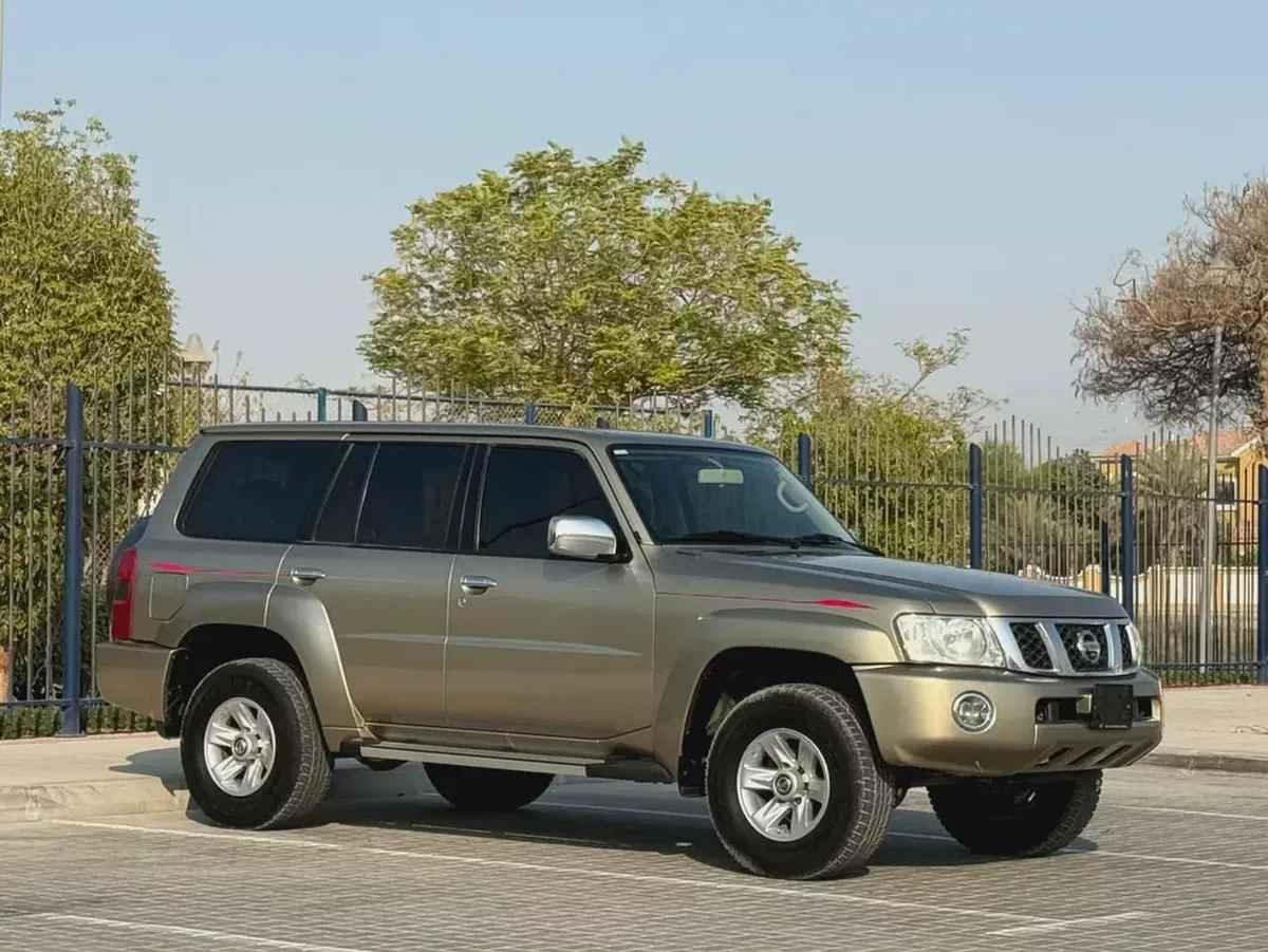 2018-Nissan Patrol Safari-Excellent Condition-Bank Finance Available-3-3