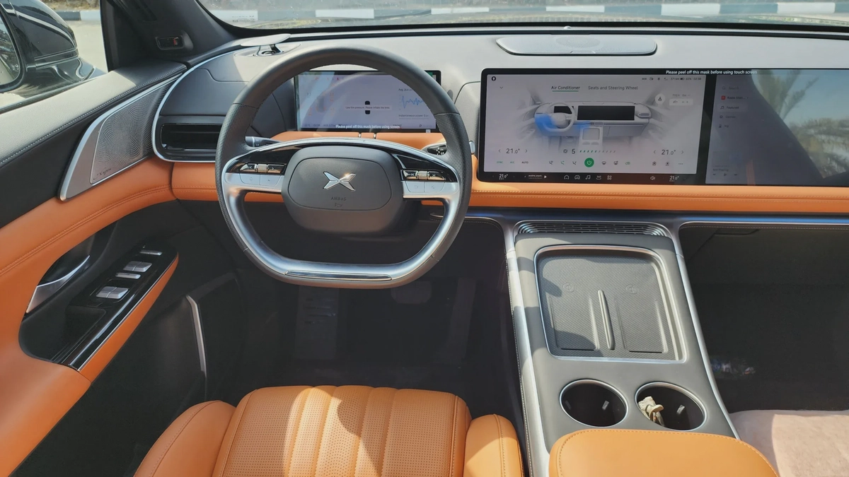 XPENG G9 (Black Orange)-18-18