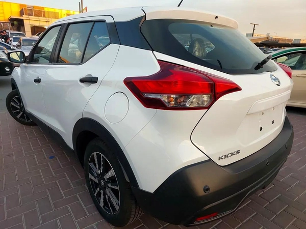 2020 Nissan Kicks S - American Specs - Well Maintained