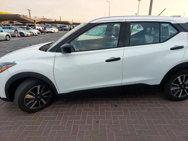 2020 Nissan Kicks S - American Specs - Well Maintained