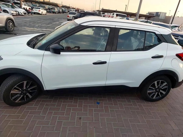 2020 Nissan Kicks S - American Specs - Well Maintained