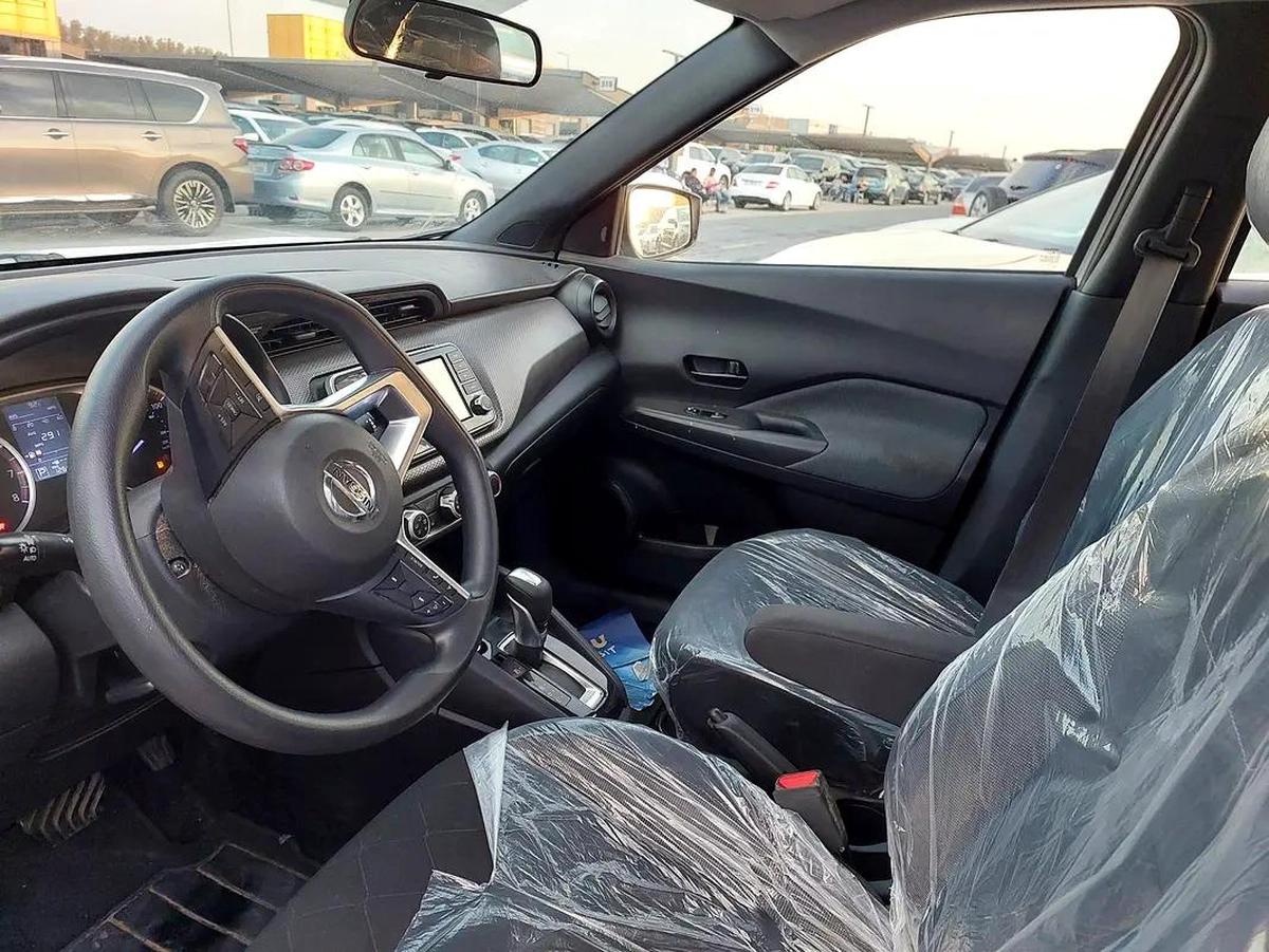 2020 Nissan Kicks S - American Specs - Well Maintained-8-8